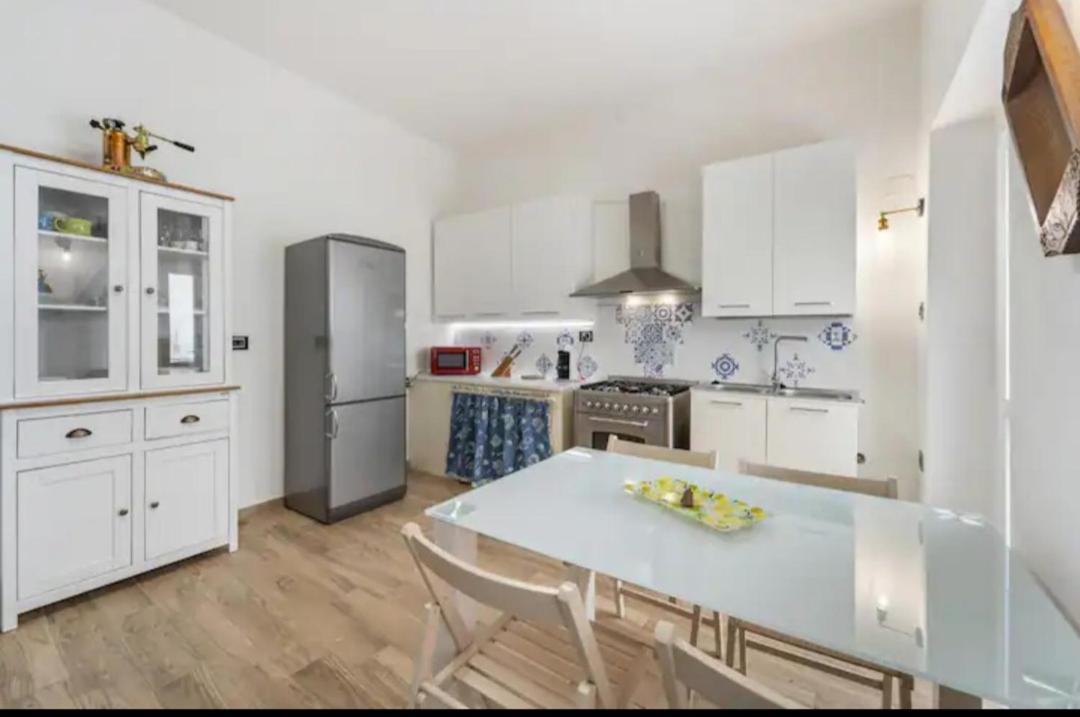 Casa Cattedrale Villa Иглесиас Екстериор снимка